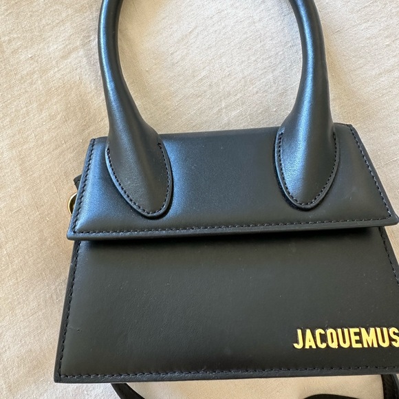 Le Chiquito Moyen - Jacquemus Bag - Picture 3 of 6